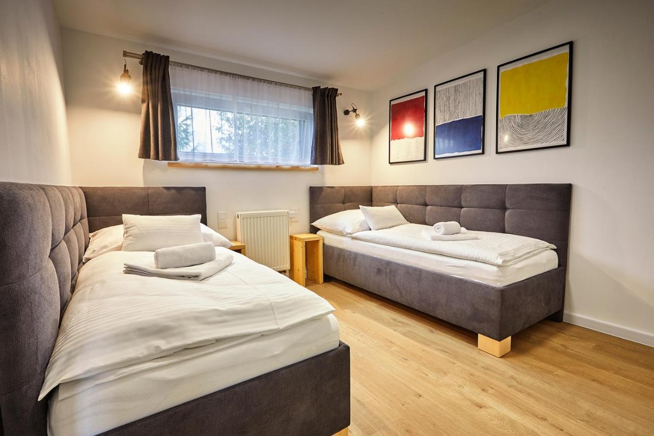 Apartmany Lama Malatiny 外观 照片